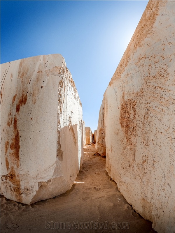 Shahr-E-Babak Iran Traveronyx Quarry