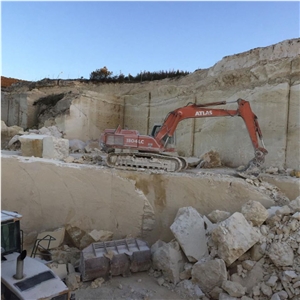 Kufeki Stone Quarry