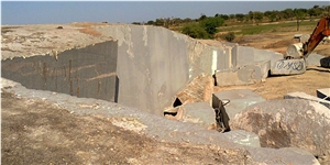 Beauty Black Granite Quarry