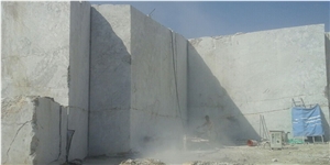 Crema Blandus Granite Quarry