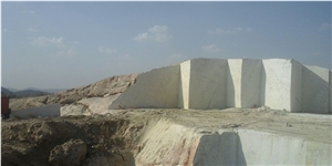 Crema Petra Granite- Venice Cream Granite Quarry