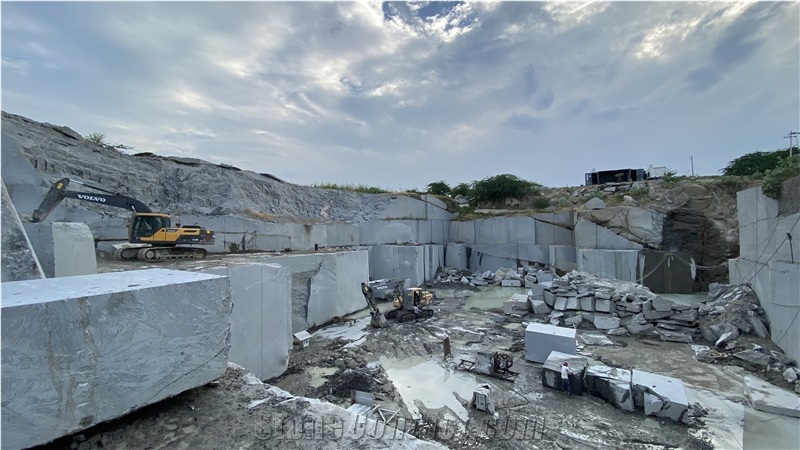 Paradiso Brown Granite-Paradiso Classico Granite Quarry