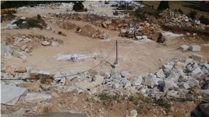 Bianco Nuvolato Marble- Quarry in Vardarska