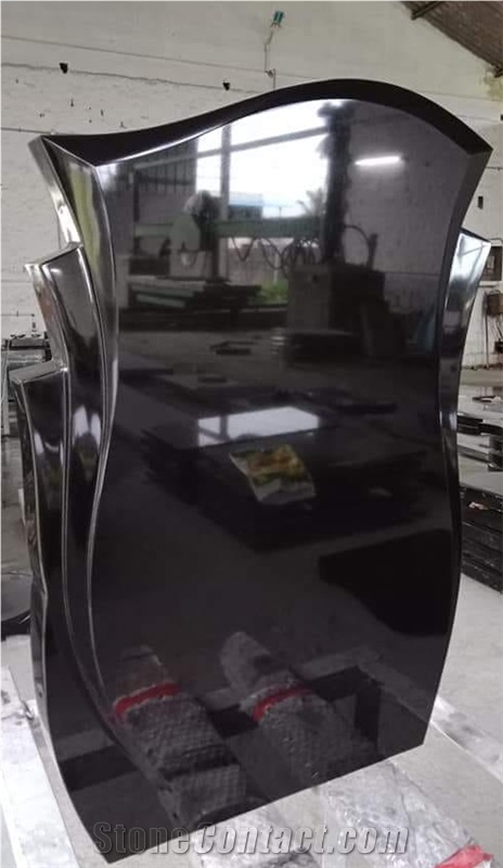 MNG Jet Black Granite Quarry