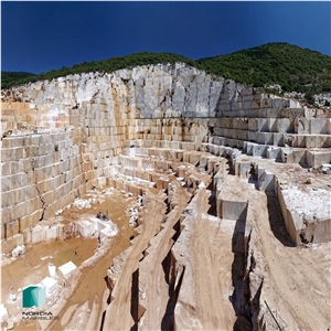 Granitis - Kycnos White Marble, Victory White Marble Quarry