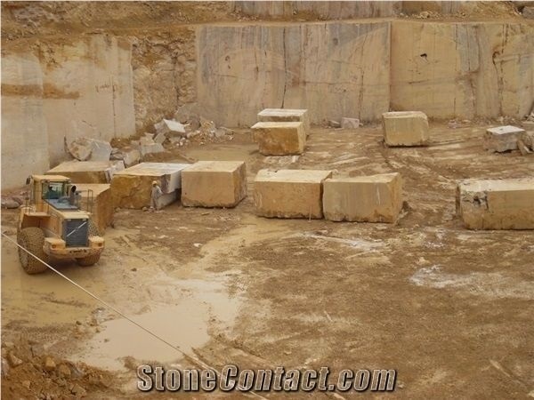 Sivas Yellow Travertine Quarry