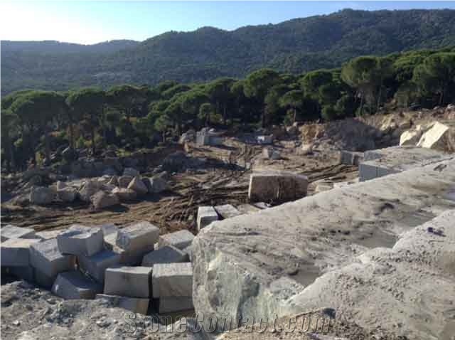 Bergama Grey Granite Quarry