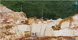 An Son Corporation - Yellow Nghe An Marble Quarry
