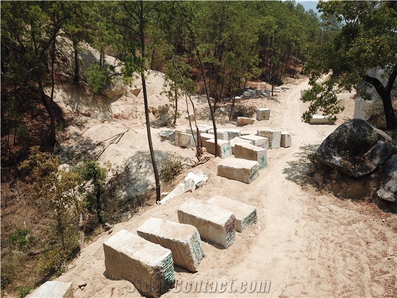 Providencia White Granite Quarry