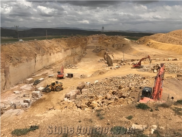 Turkey Red Onyx Quarry