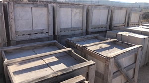 Ivory Cream Travertine Quarry