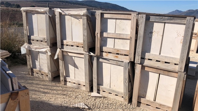 Ivory Cream Travertine Quarry