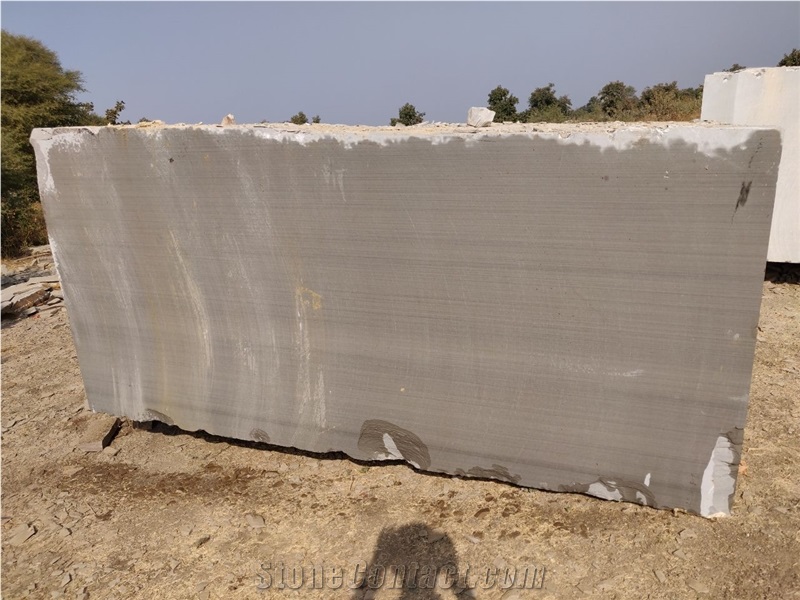 Roman Grey / Straight Vein Quartzite Quarry