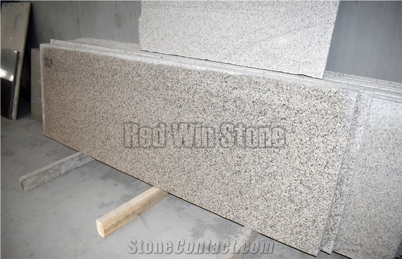 Medium Yellow Granite Quarry