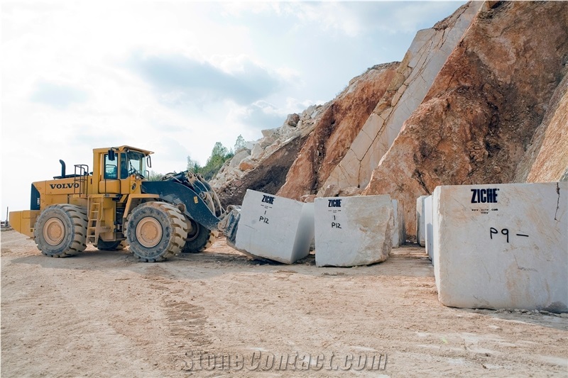 Cava Paine - Marmo Botticino Fiorito - Botticino Classico Marble Quarry