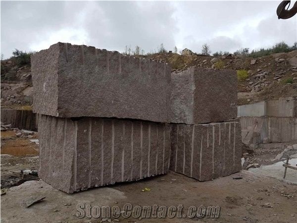 Novodanilovsky Withered Granite Quarry