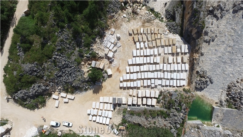 Onia Beige Limestone Quarry