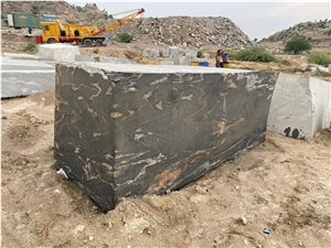 Titanium Gold Granite Quarry