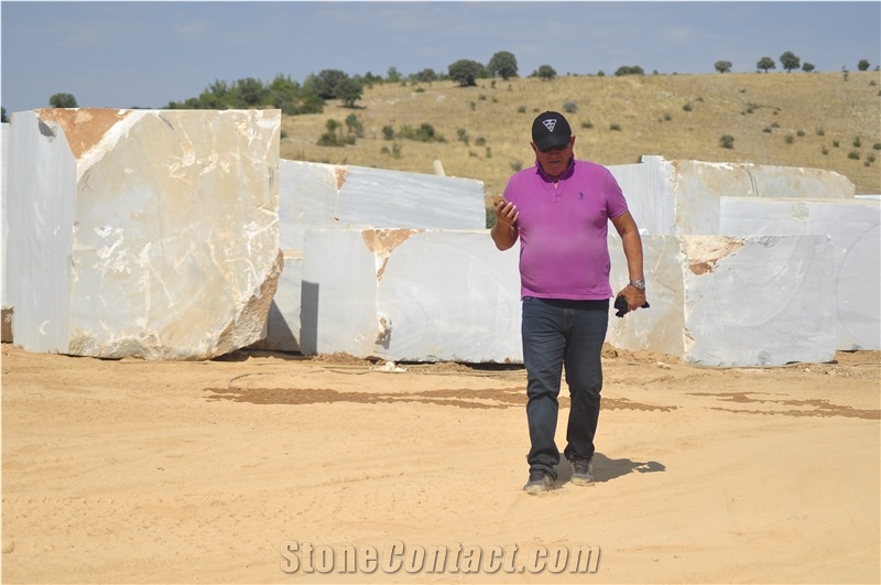 Bianco White Marble Quarry
