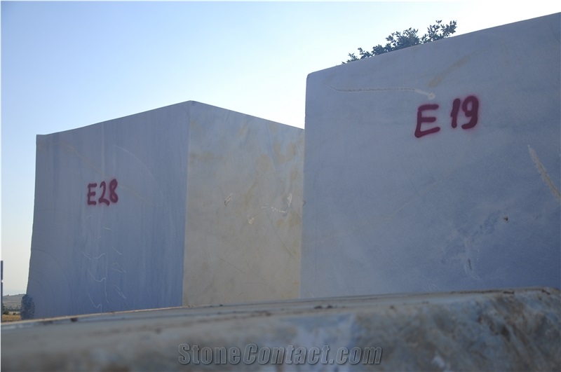 Bianco White Marble Quarry