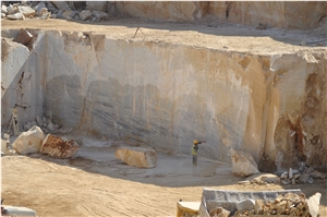 Bianco White Marble Quarry