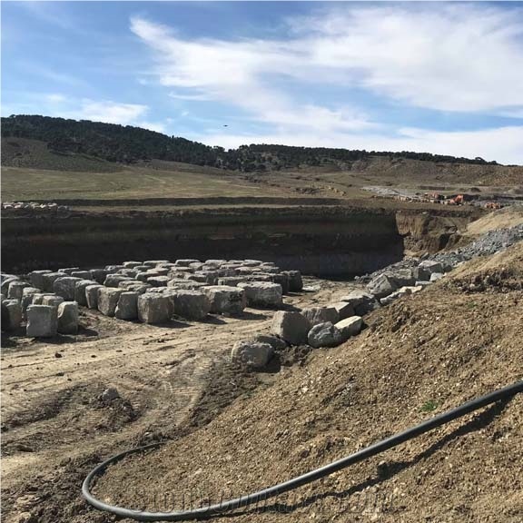 Grey Foussana Limestone Quarry