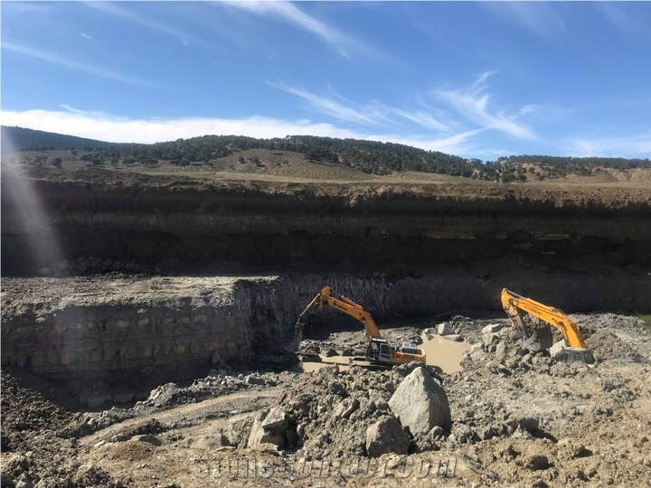 Grey Foussana Limestone Quarry