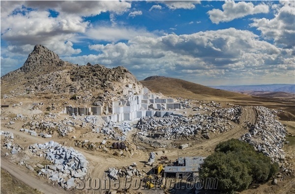 Maragheh Granite Quarry