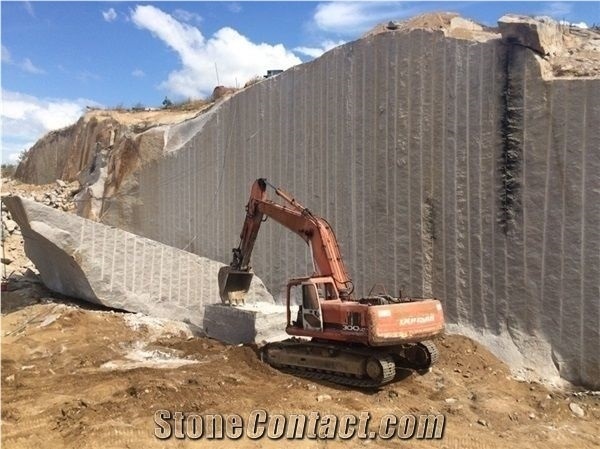Vietnam GL Pink Granite-Gia Lai Pink Granite Quarry