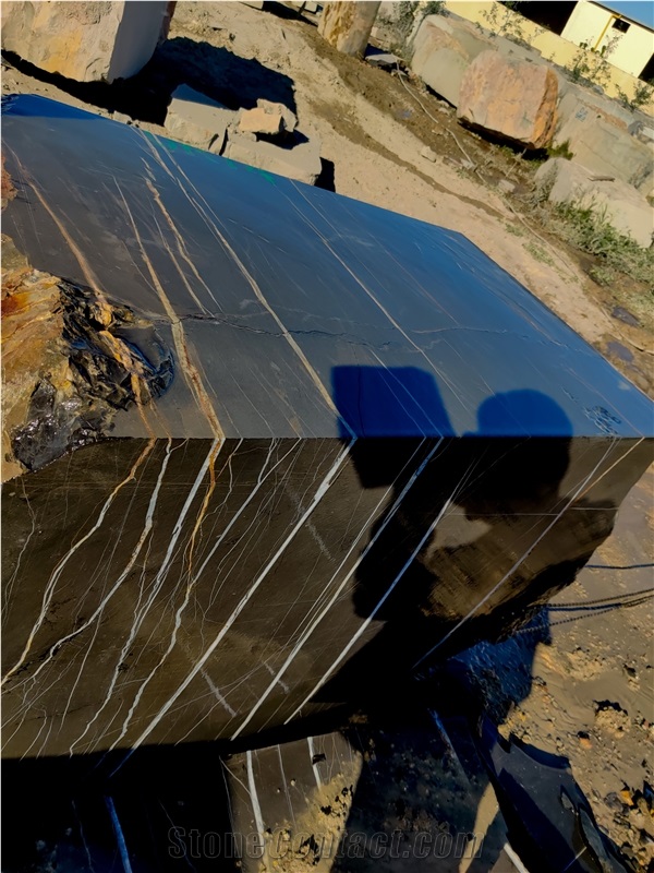Noir Aziza-Black Sahara Marble Quarry