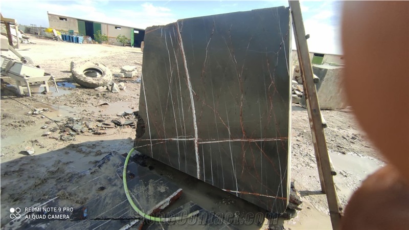 Noir Aziza-Black Sahara Marble Quarry