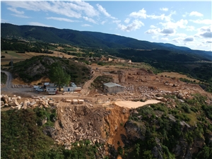 Gold Travertine Quarry