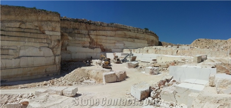 Trani Bronzetto Quarry