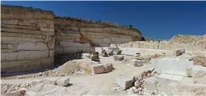 Trani Bronzetto Quarry
