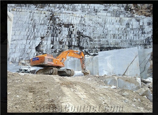 Mura Light Marble Quarry