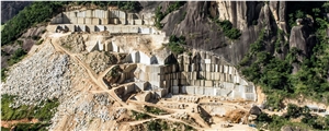 Branco Dallas White Granite Quarry