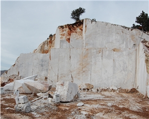 Galaxy Rossa Marble Quarry