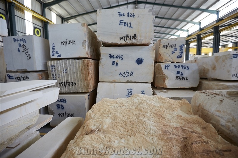 PM 6 Quarry -  Moleanos Beige Limestone