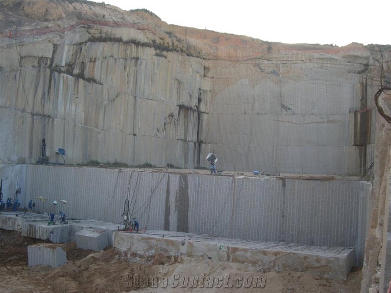 Oro Veneziano Quarry