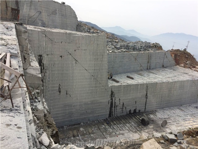 Cheapest G654 Granite Block, China Black Grey Granite Block, G654 Granite Quarry Owner