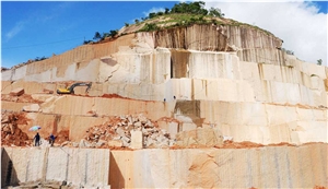 New Venetian Gold Granite Quarry