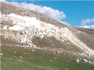 Snow White Travertine - Orient White Travertine Quarry