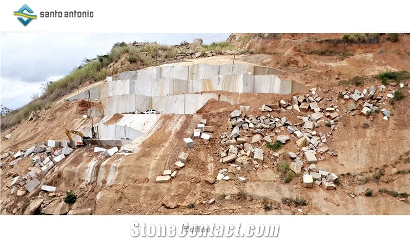 Toffee Granite Quarry