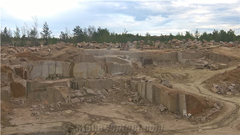 GR12 Flower of Ukraine Granite