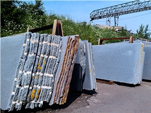 GR12 Flower of Ukraine Granite