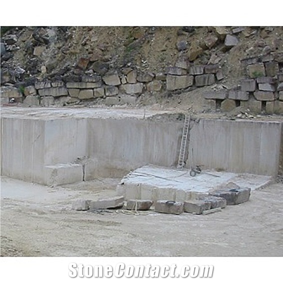 Chassagne Beauharnais Beige Quarry