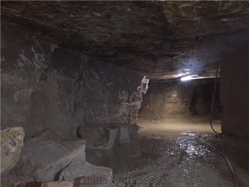Hartham Park Bath Stone Quarry