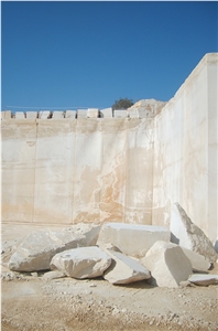 Pasarin Avorio Kavadur Quarry