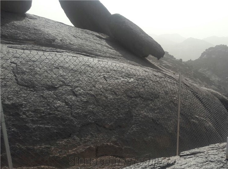 Bir Askar Brown - Najran Brown Granite Quarry