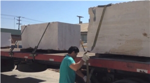 Travertino Calama Quarry